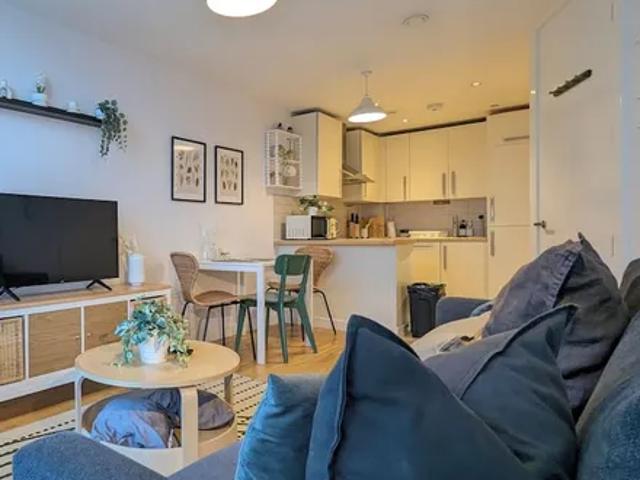 Apartment for rent in Calderstones