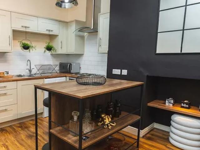 Apartment for rent in Calderstones