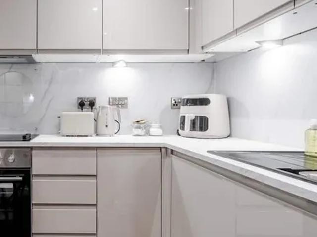 Apartment for rent in Calderstones, Wirral