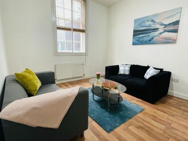 Apartment for rent in St George's Quarter / Cultural Quarter, Calderstones