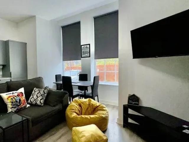 Apartment for rent in Calderstones