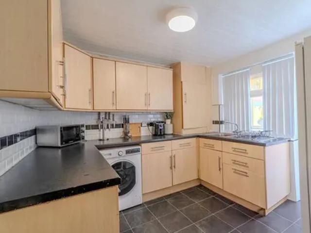 House for rent in Cabbage Hall, Calderstones