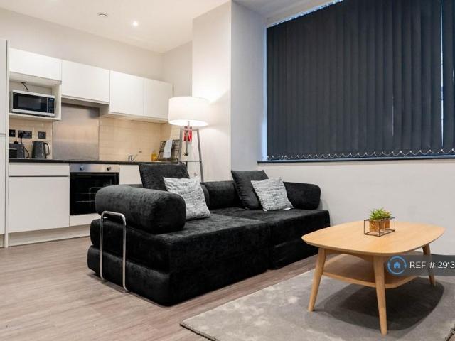 Apartment for rent in Calderstones