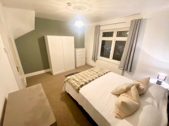 Room for rent in Watford Heath, North Watford