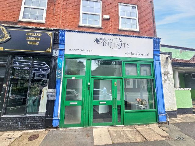 Apartment for rent in Barton upon Irwell, Salford