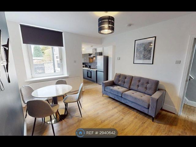 Room for rent in Peel Green, Salford