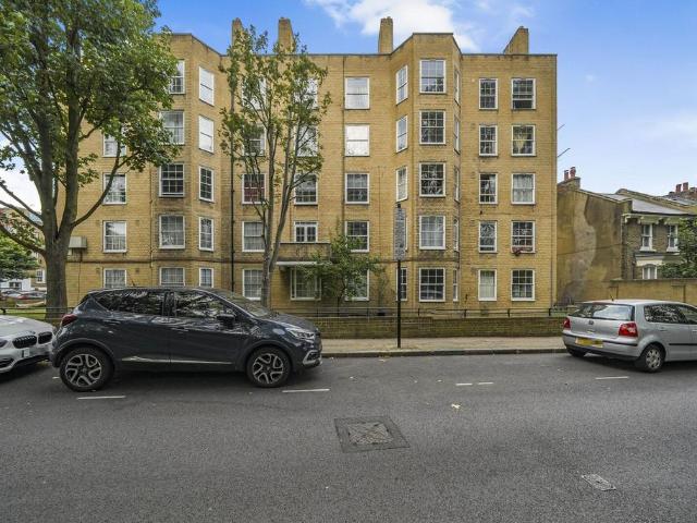 House for rent in Highbury, Greater London