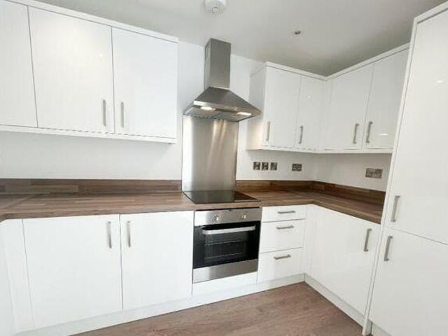 House for rent in Calderstones