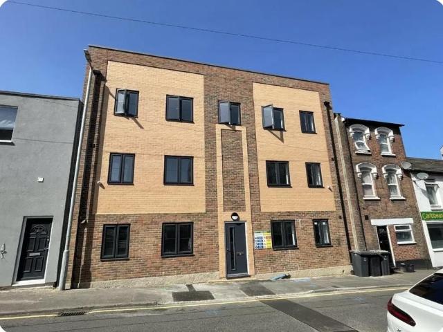 Apartment for rent in Spring Park, Luton