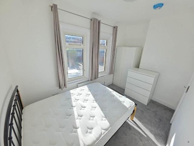 Apartment for rent in Newtown, Reading
