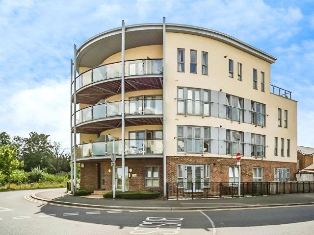 Apartment for rent in Monks Orchard, Kent
