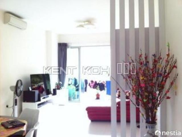 Apartment for sale in 19 North East, Hougang