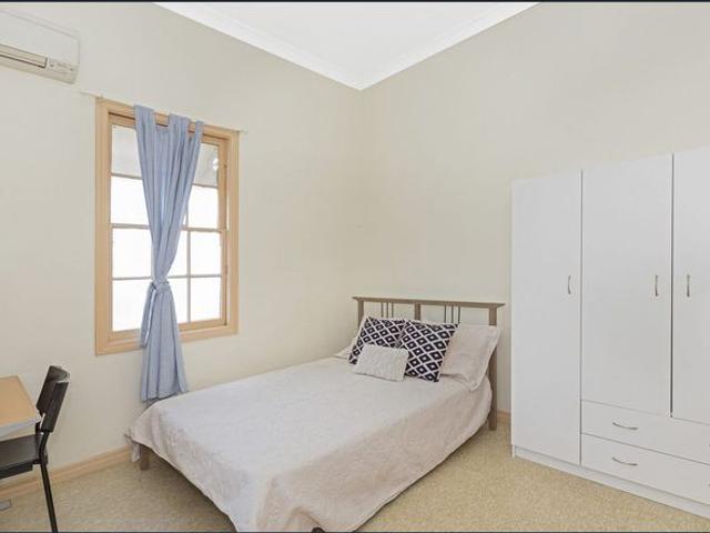Room for rent in Toombul, Queensland