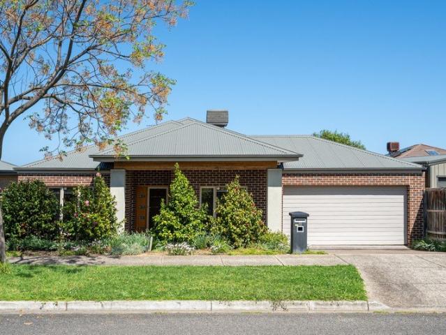 House for sale in Cornell's Hill Estate, Melbourne