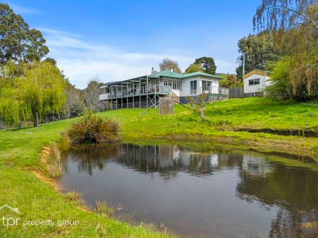 House for sale in Surges Bay, Tasmania