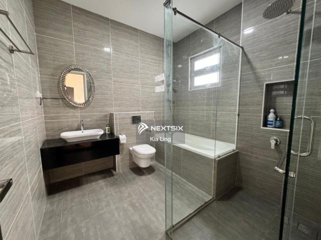 Residential House for sale in Malaka