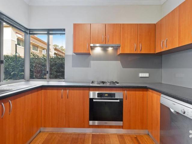Townhouse for rent in Leederville, Western Australia