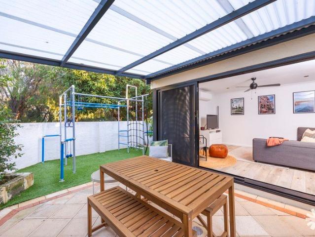 Townhouse for sale in Como, Western Australia