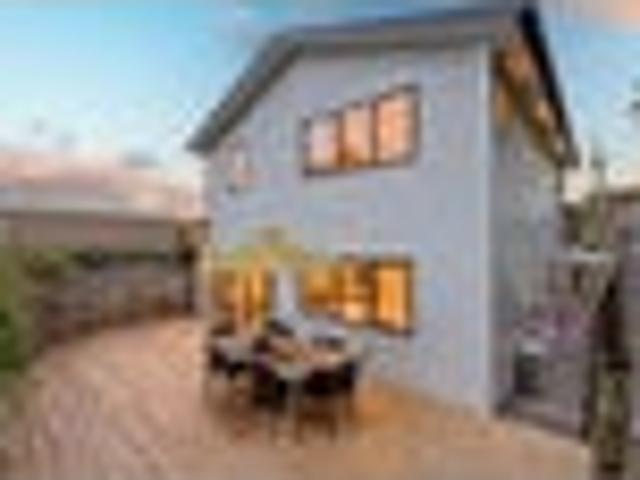House for sale in Wairau Valley