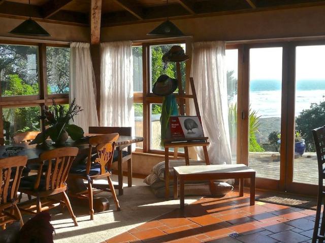 House for rent in Oratia, Oroua County