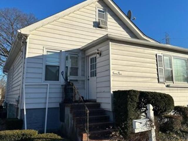 House for sale in Avenel House for sale in Avenel