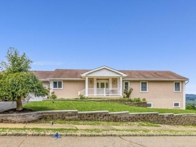 House for sale in Dover, New Jersey