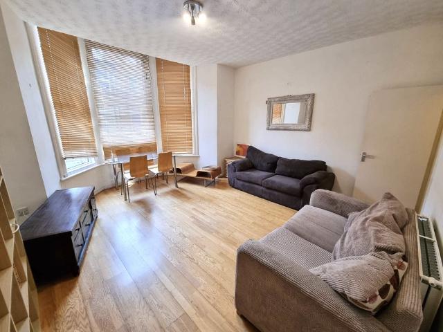 Apartment for rent in Calderstones