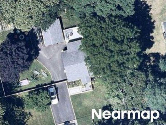 House for sale in Mastic Beach, Town of Brookhaven
