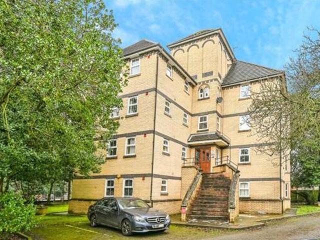 House for sale in Calderstones