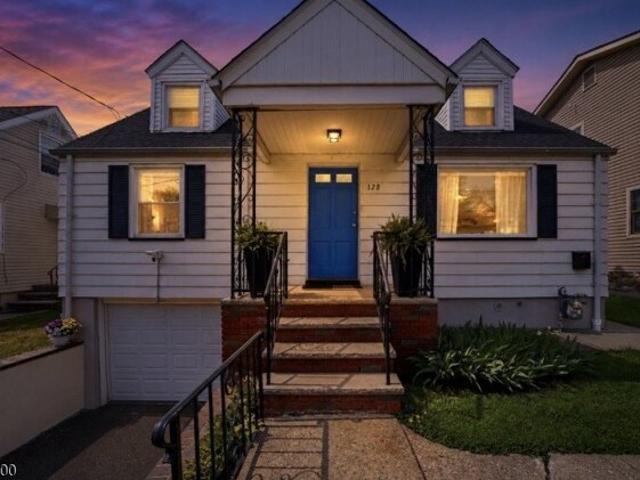 House for sale in Linden, New Jersey