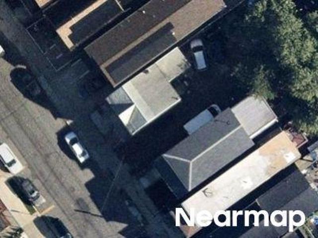 House for sale in Elizabeth, New Jersey
