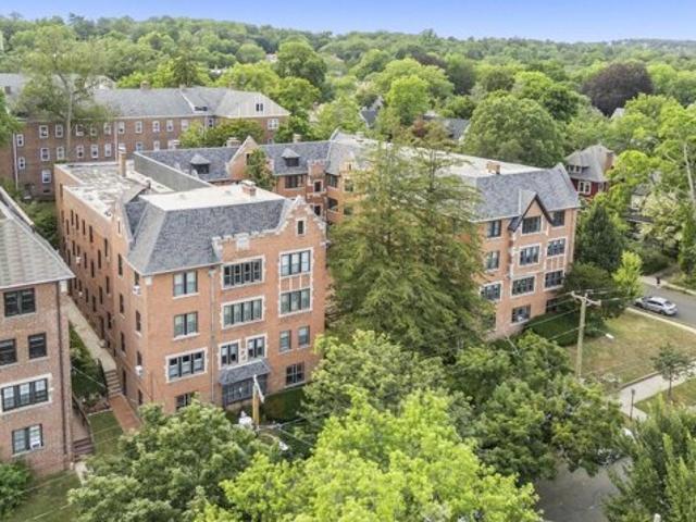 Condo for sale in New Haven