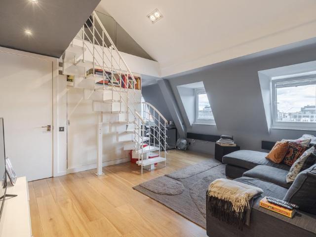 Apartment for rent in Soho, Greater London