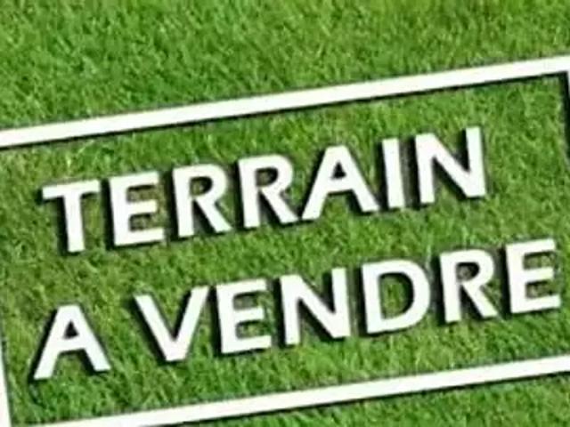 Terrain vente à Château-Gontier, Livré