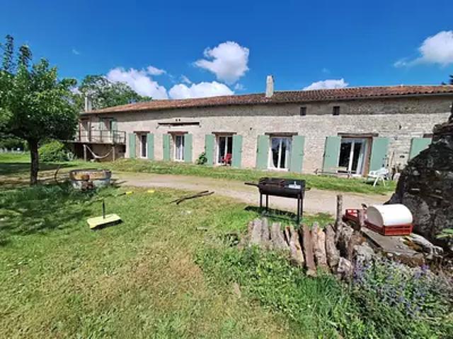 Maison vente à Montmorillon, Lizant