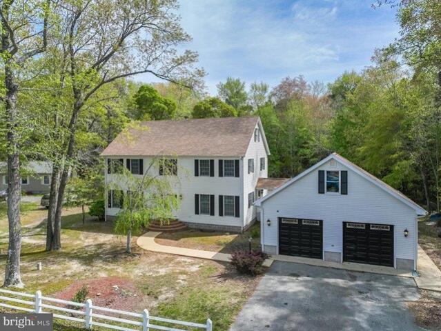 House for sale in Frankford