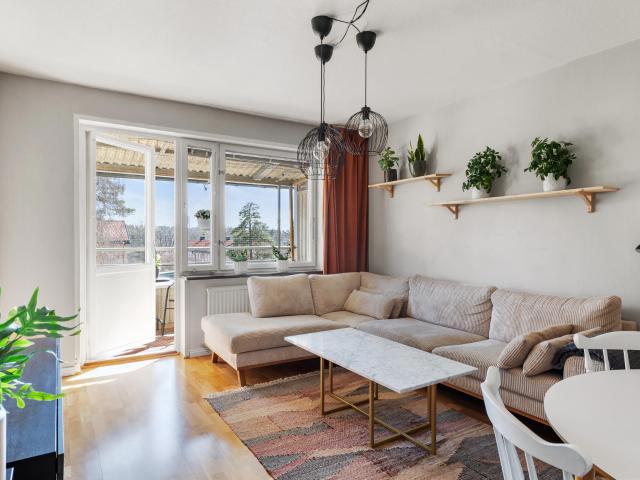 Bostad till salu i Hallstavik, Stockholm