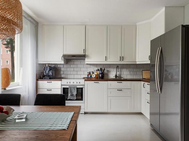 Bostad till salu i Hallstavik, Stockholm