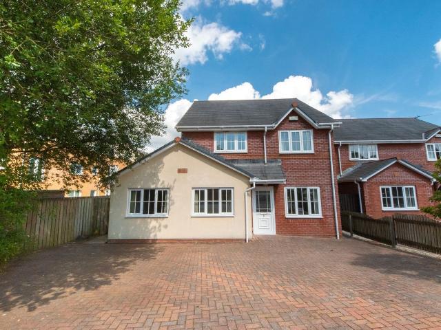 House for rent in Penparcau, Wales