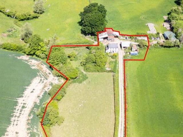 House for sale in Llanbadoc, Wales