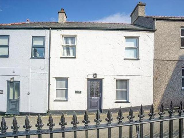 House for sale in Pwllheli, Gwynedd