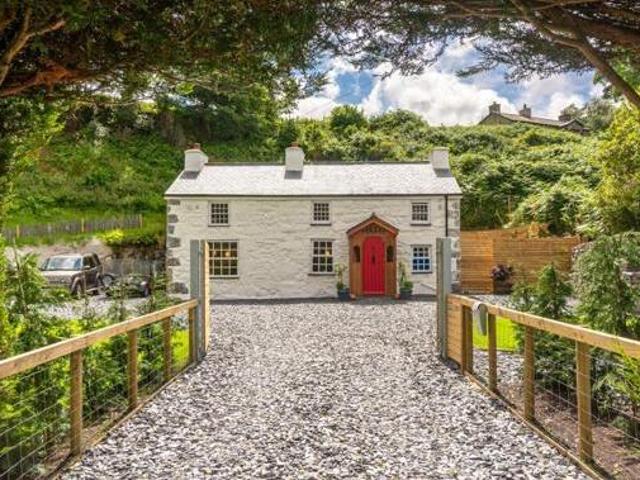 House for sale in Rhosbodrual, Caernarfon