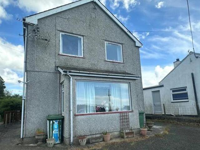 House for sale in Caernarfon, Wales