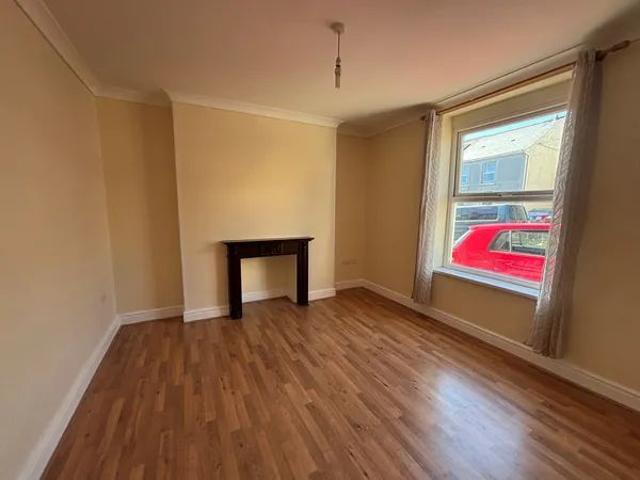 House for rent in Cwarter Bach, Lower Brynamman