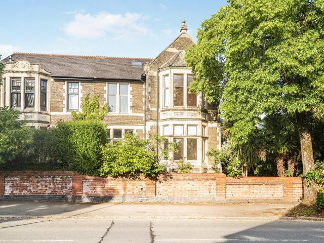 House for rent in Rhydypenau, Falcon Lodge