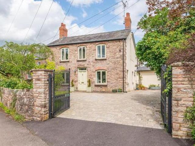 House for sale in Llanbadoc, Wales