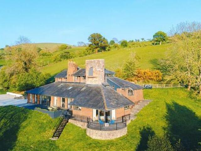 House for sale in Denbigh, Wales