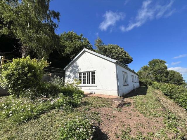 House for rent in Llanfoist Fawr, Llanellen