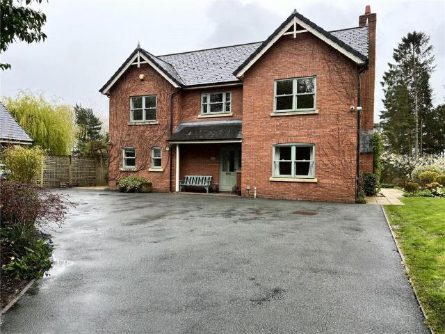 House for rent in Bronybuckley, Welshpool