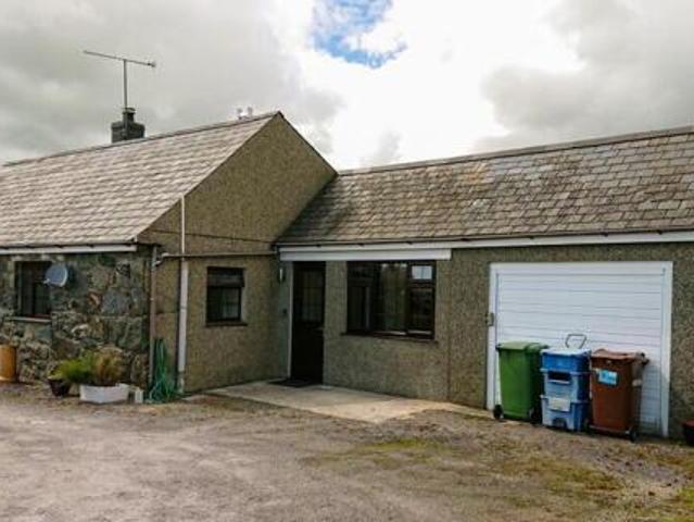 House for sale in Pwllheli, Wales